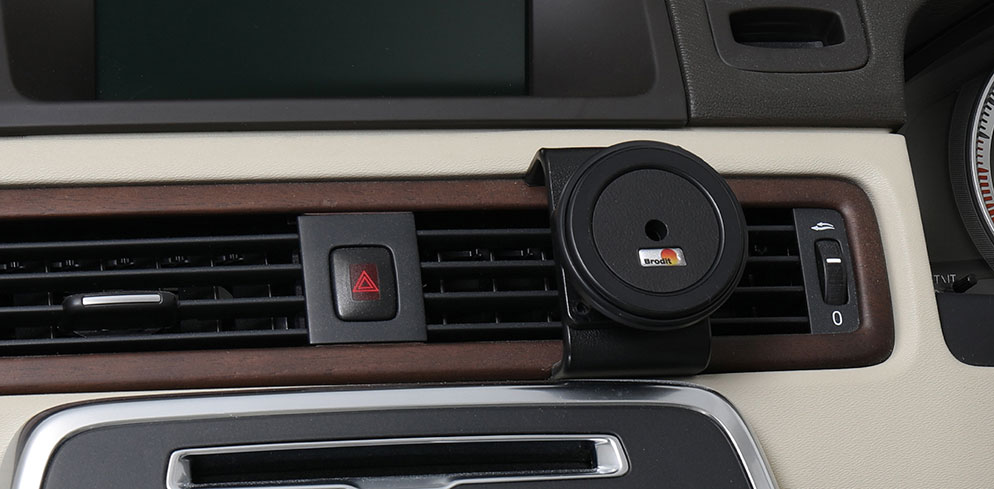 /media/blogs/library/magnetic-mount-blog-1.jpg
